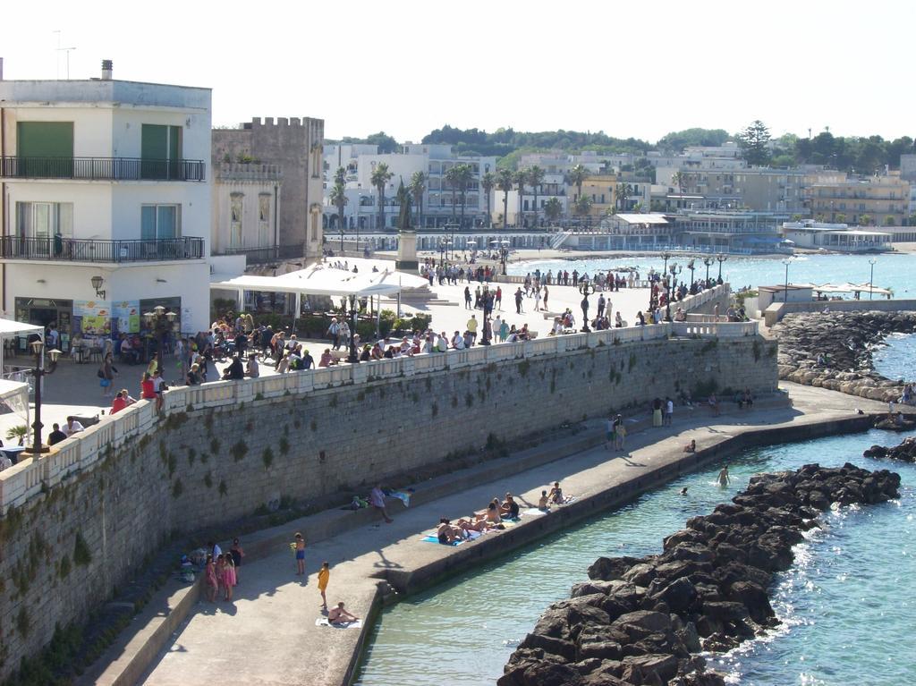 Otranto Le Sancinare Bed and Breakfast Casamassella Exteriör bild