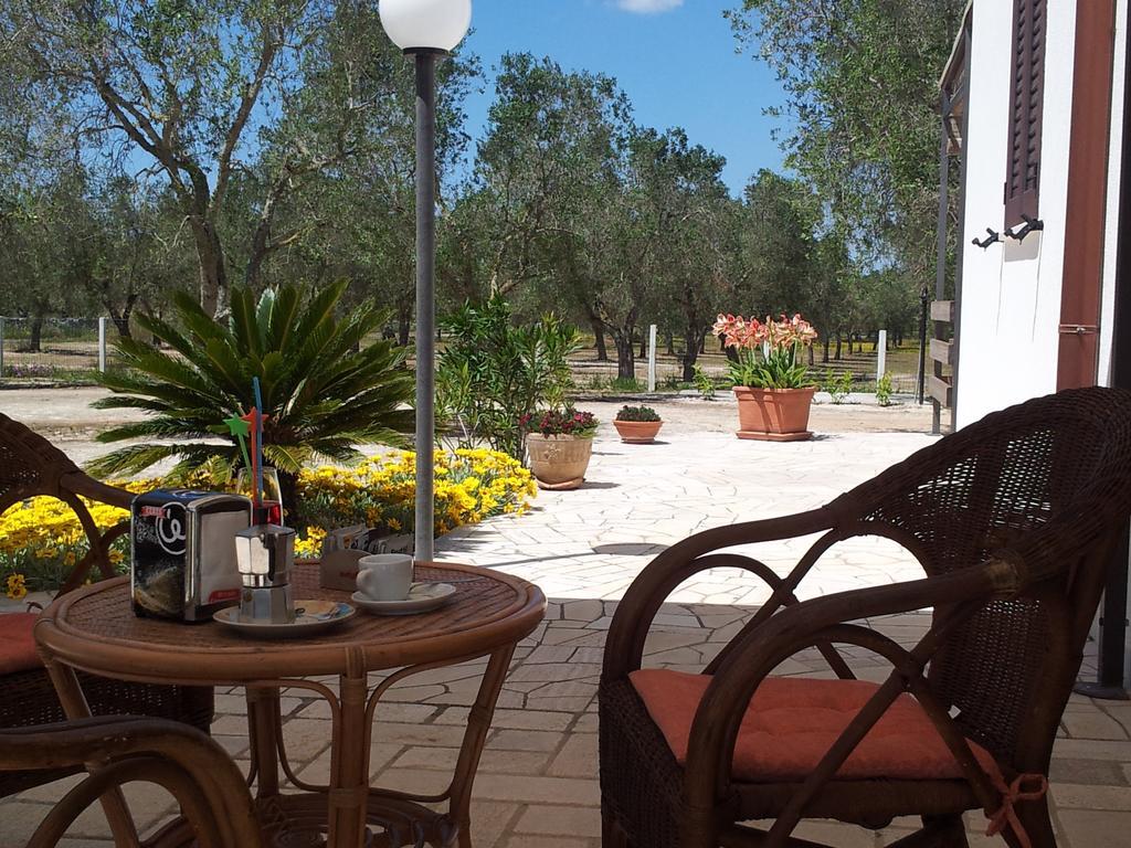 Otranto Le Sancinare Bed and Breakfast Casamassella Exteriör bild